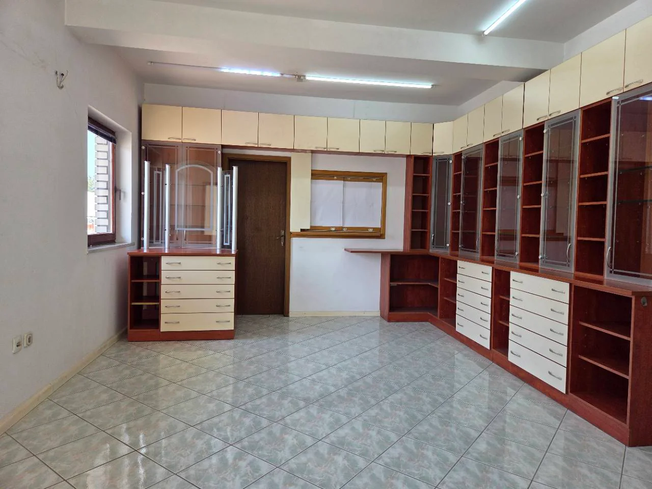Additional visual for Commercial Property for Rent in Gevgelija - 44 m2