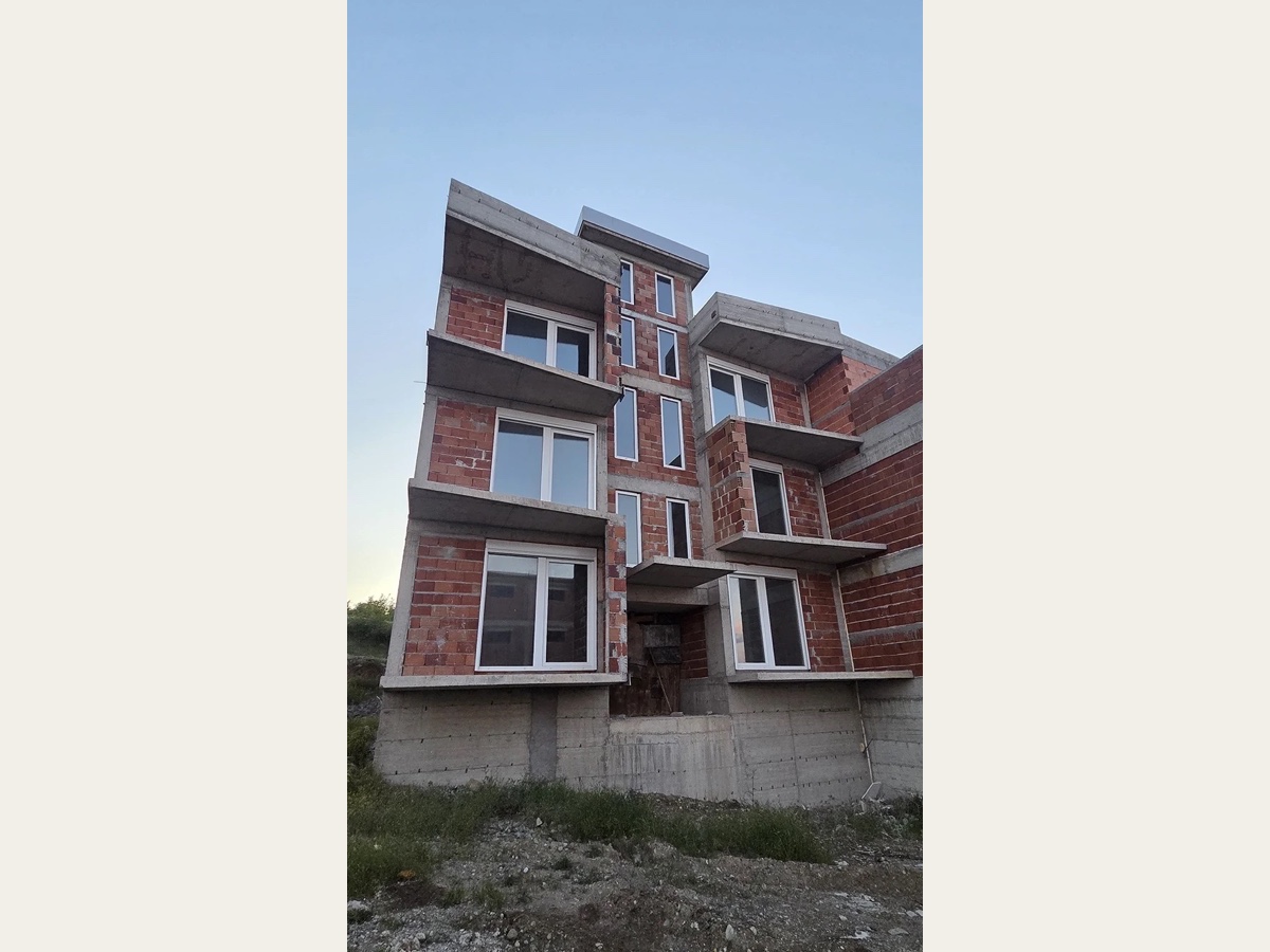 Haus in Gevgelija - approx. 400 m2