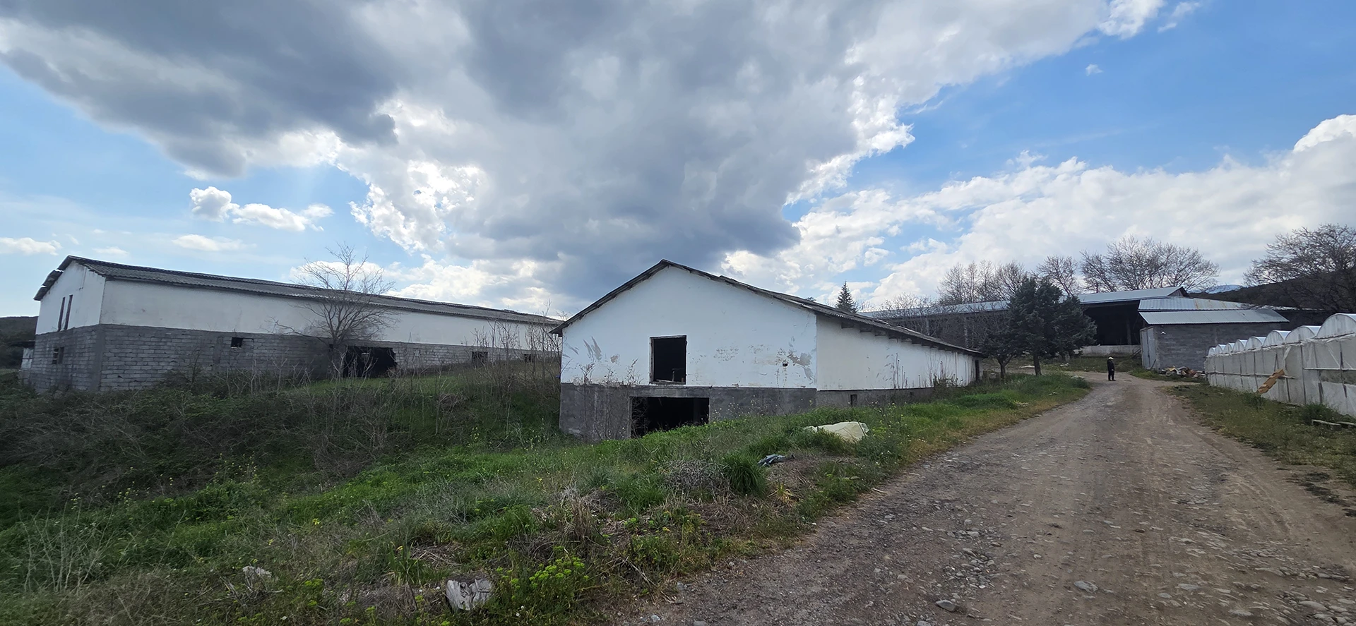 Industrial complex in Miravci