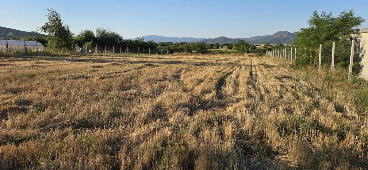 Βιομηχανικό Οικόπεδο στη Νεγκόρτσι - 2,275 m2