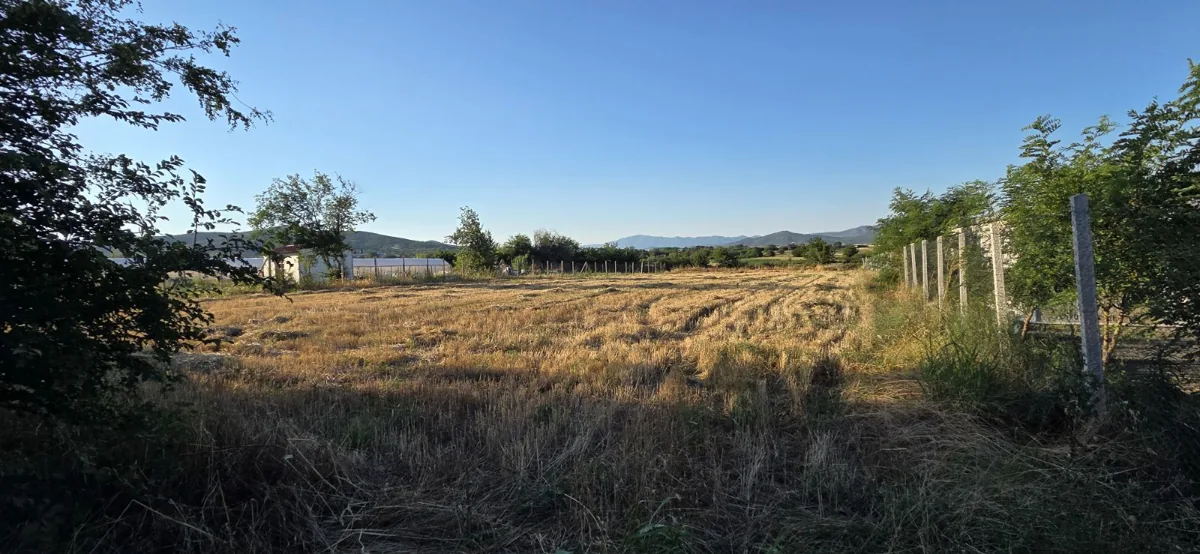 Βιομηχανικό Οικόπεδο στη Νεγκόρτσι - 2,275 m2